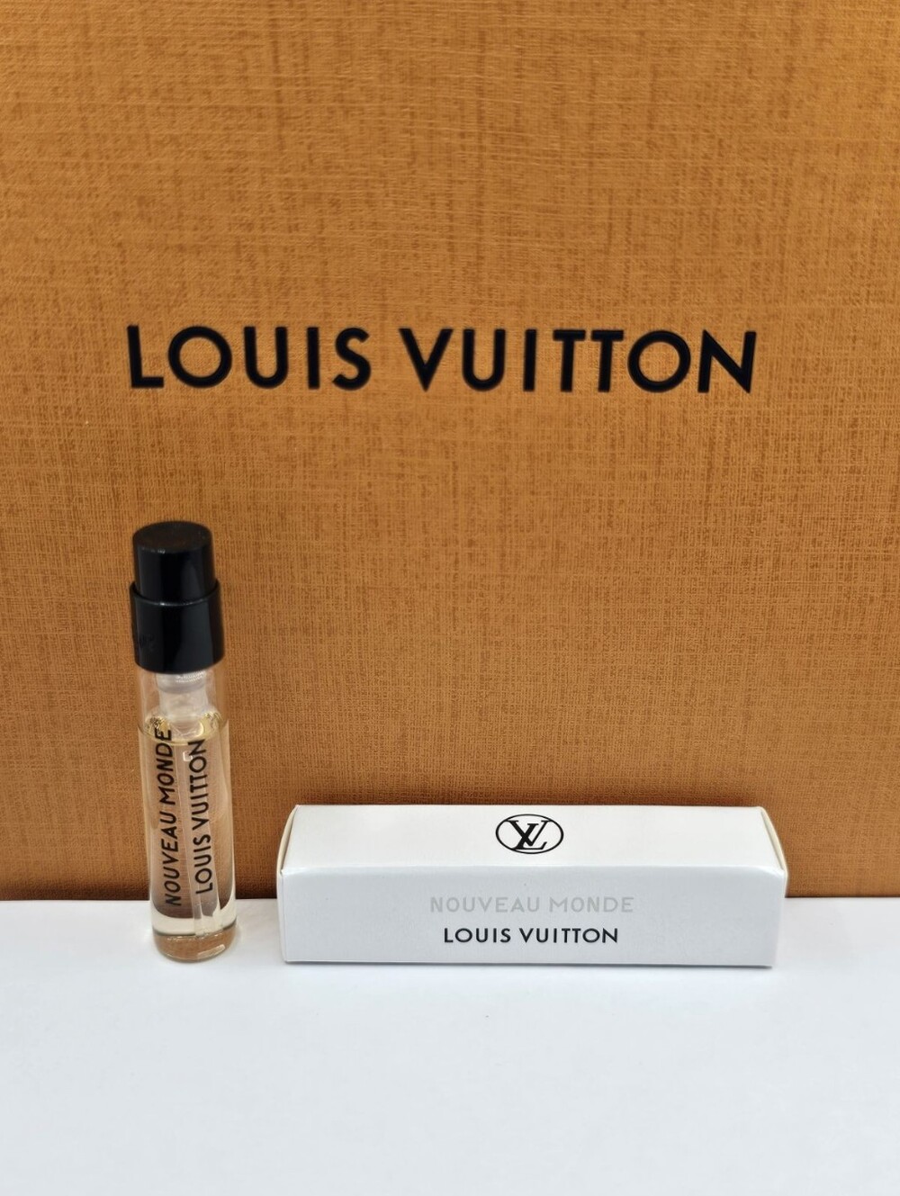 ⭐️ 1 Btl✅️ LOUIS VUITTON NOUVEAU MONDE FRAGRANCE💯100ML BOTTLE ➕️ 💥5pc=10ML✅️ - Picture 16 of 16
